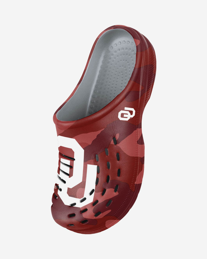 Oklahoma Sooners Tonal Camo Clog FOCO - FOCO.com