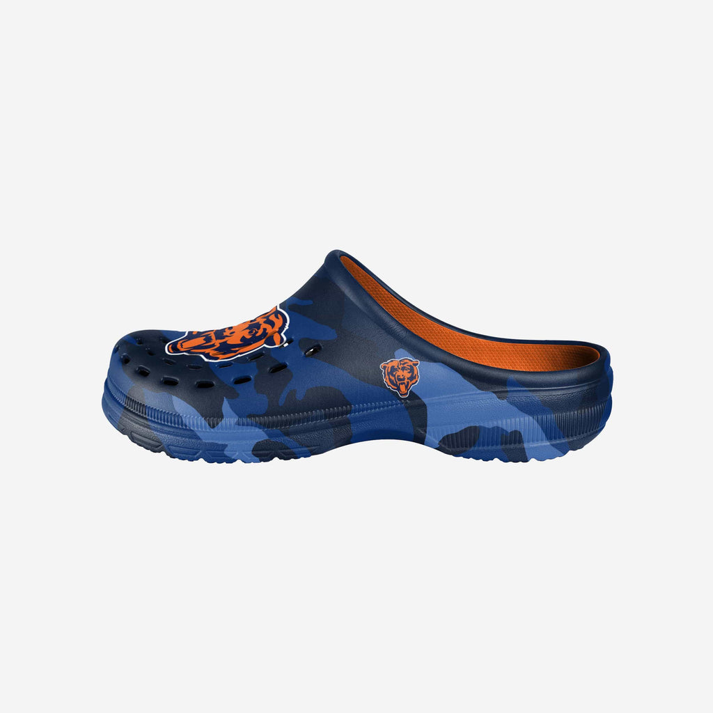 Chicago Bears Tonal Camo Clog FOCO S - FOCO.com