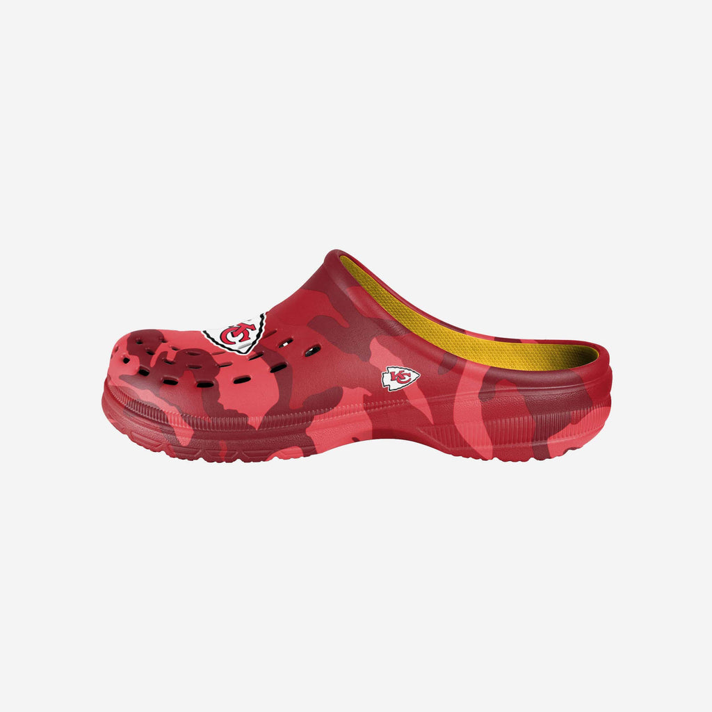 Kansas City Chiefs Original Tonal Camo Clog FOCO S - FOCO.com