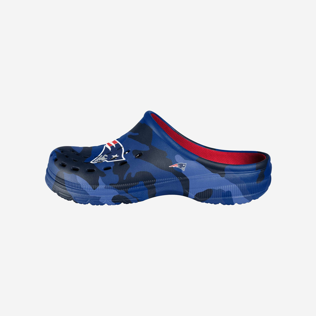 New England Patriots Tonal Camo Clog FOCO S - FOCO.com