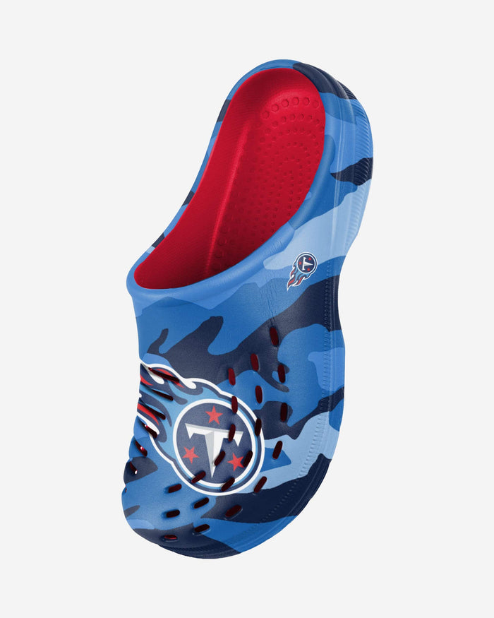 Tennessee Titans Tonal Camo Clog FOCO - FOCO.com