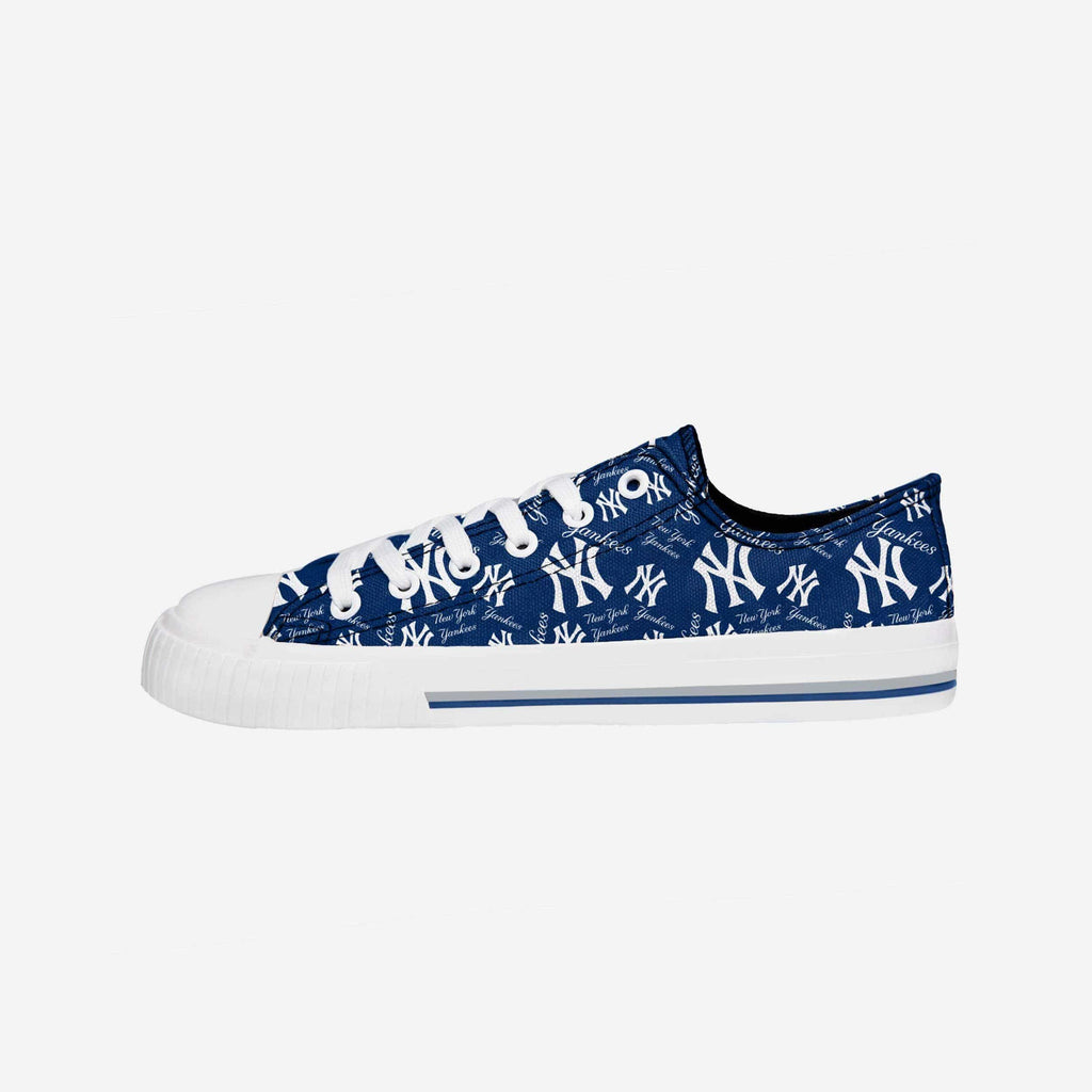 New York Yankees Womens Low Top Repeat Print Canvas Shoe FOCO - FOCO.com