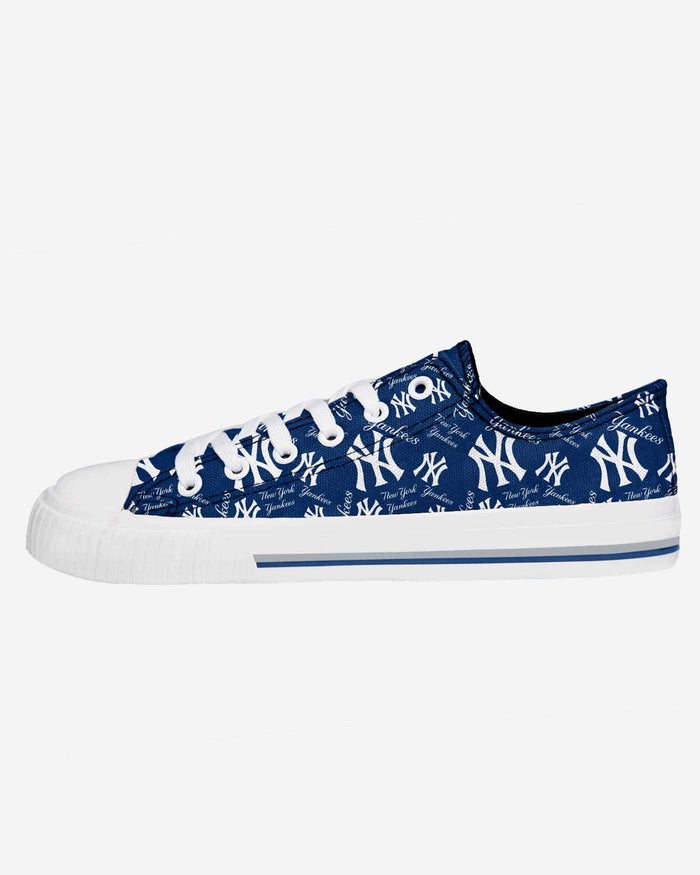 New York Yankees Womens Low Top Repeat Print Canvas Shoe FOCO - FOCO.com