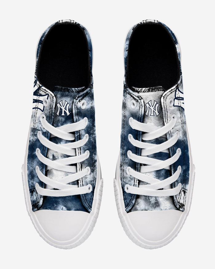 New York Yankees Womens Low Top Tie-Dye Canvas Shoe FOCO - FOCO.com