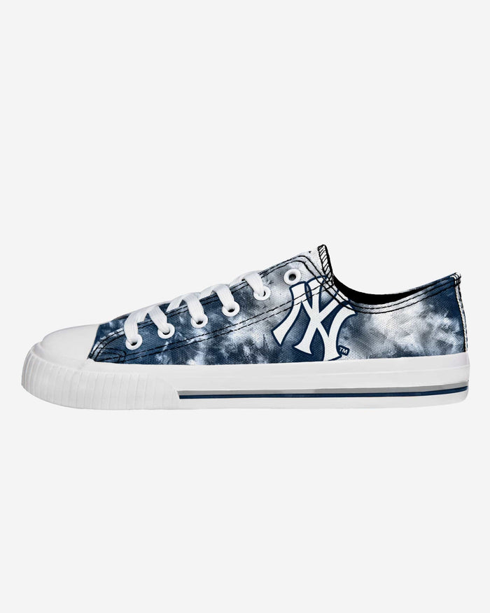 New York Yankees Womens Low Top Tie-Dye Canvas Shoe FOCO 6 - FOCO.com