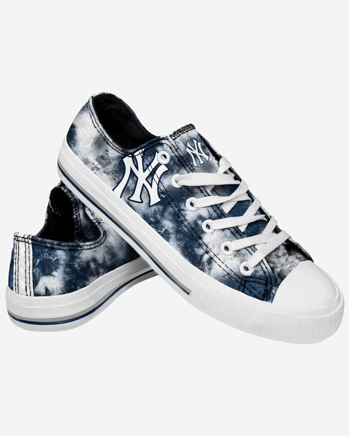 New York Yankees Womens Low Top Tie-Dye Canvas Shoe FOCO - FOCO.com