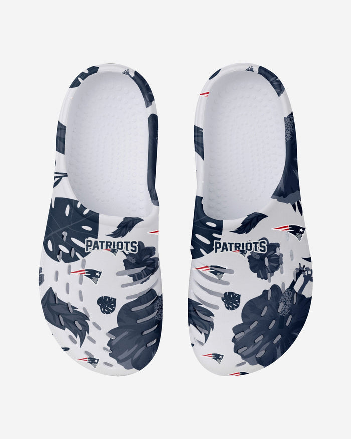 New England Patriots Womens Floral White Clog FOCO - FOCO.com