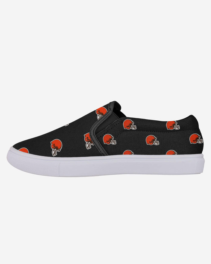 Cleveland Browns Womens Repeat Logo Slip On Canvas Shoe FOCO 6 - FOCO.com