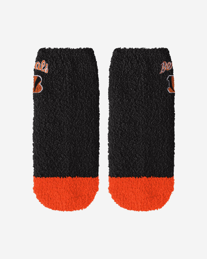 Cincinnati Bengals 2 Pack Womens Script Logo Fuzzy Ankle Socks FOCO - FOCO.com