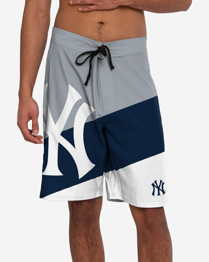 New York Yankees Color Dive Boardshorts FOCO S - FOCO.com