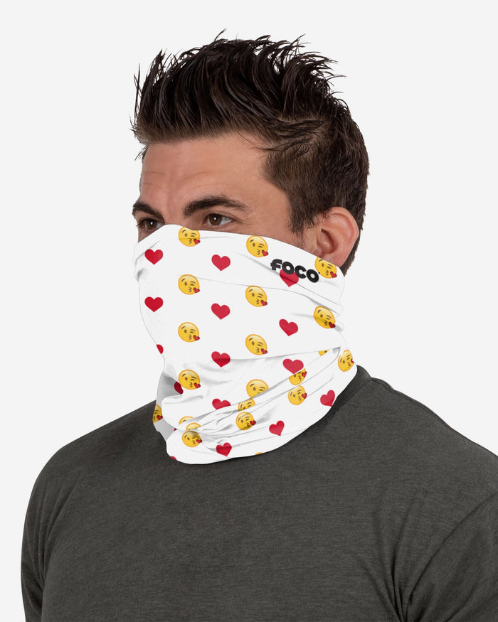 Kissy Face Polyfleece Gaiter Scarf FOCO - FOCO.com