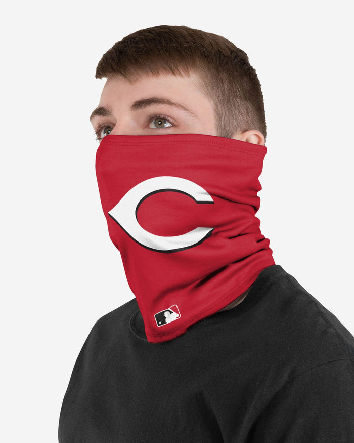 Cincinnati Reds On-Field Red UV Gaiter Scarf FOCO - FOCO.com