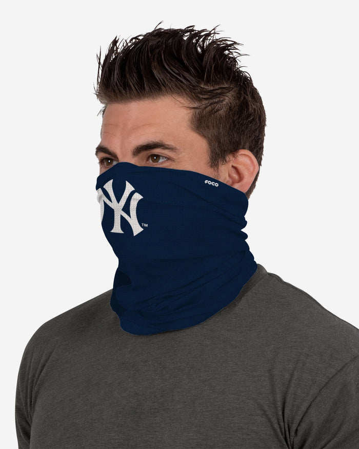 New York Yankees Big Logo Waffle Gaiter Scarf FOCO - FOCO.com