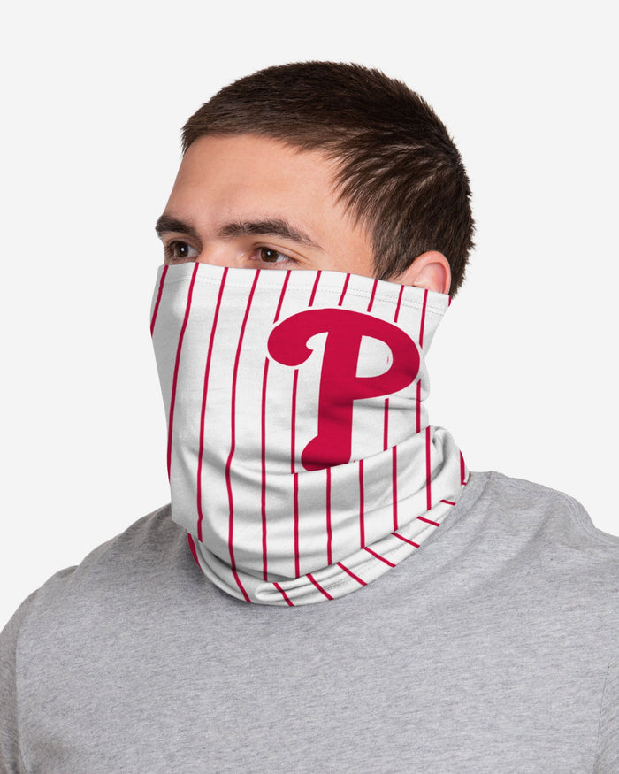 Philadelphia Phillies Big Logo Gameday Gaiter Scarf FOCO - FOCO.com