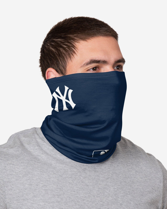 New York Yankees On-Field Gameday Gaiter Scarf FOCO - FOCO.com