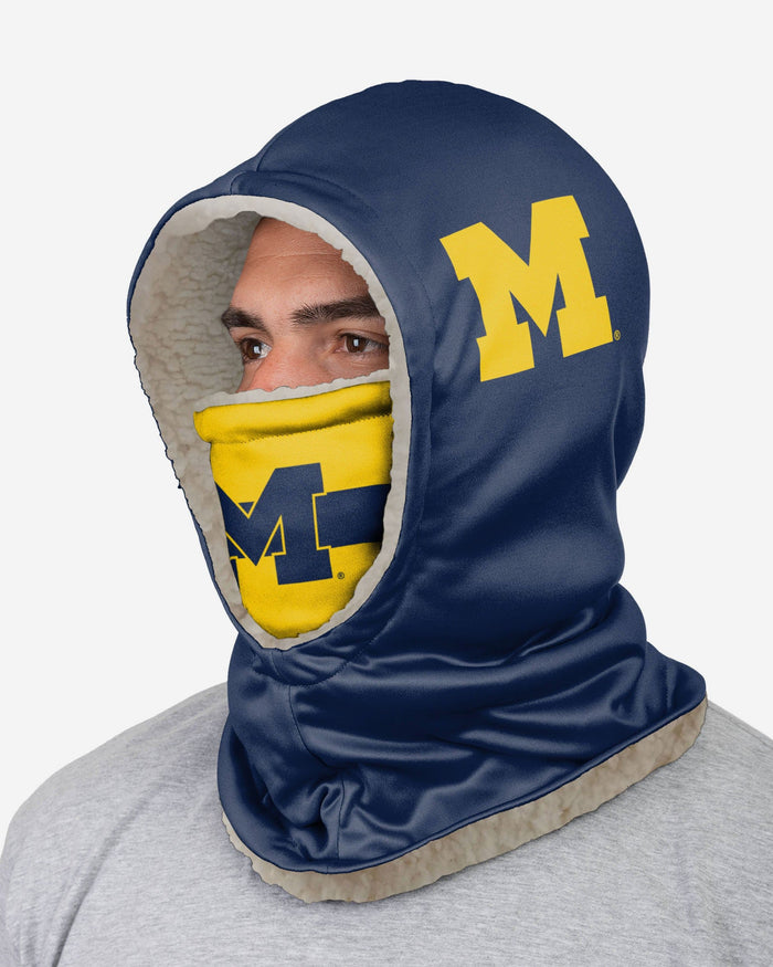 Michigan Wolverines Thematic Hooded Gaiter FOCO - FOCO.com