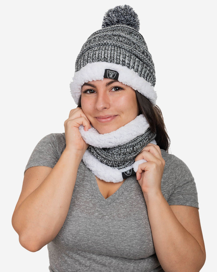 Las Vegas Raiders Womens Color Wave Chunky Beanie & Gaiter Scarf Set FOCO - FOCO.com