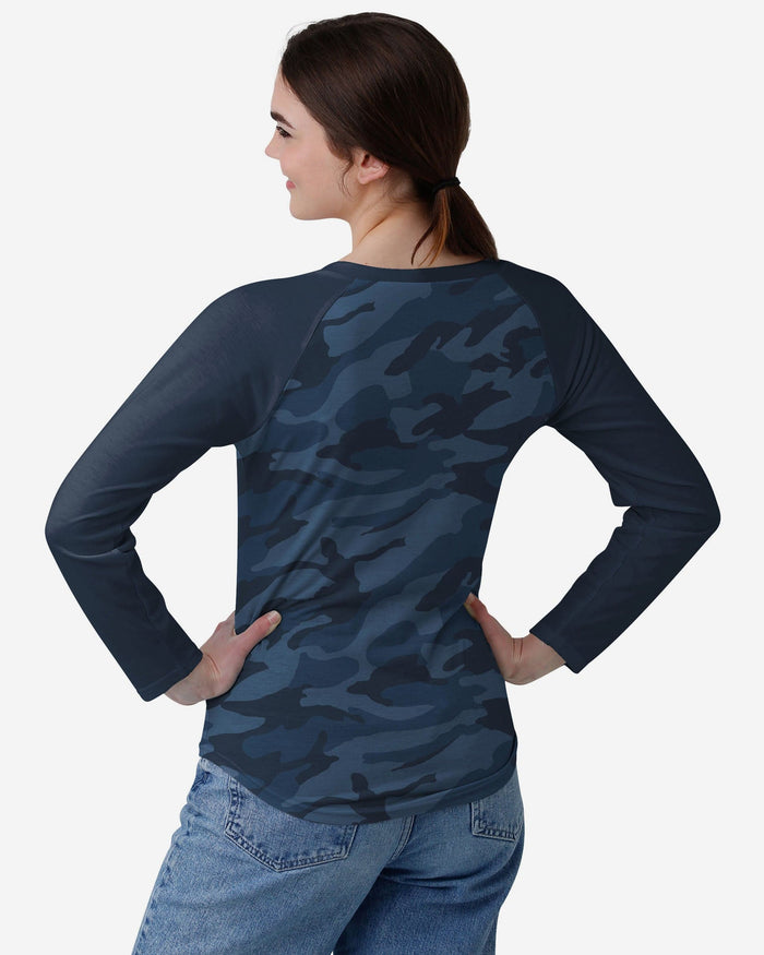 Chicago Bears Womens Wordmark Tonal Camo Raglan T-Shirt FOCO - FOCO.com