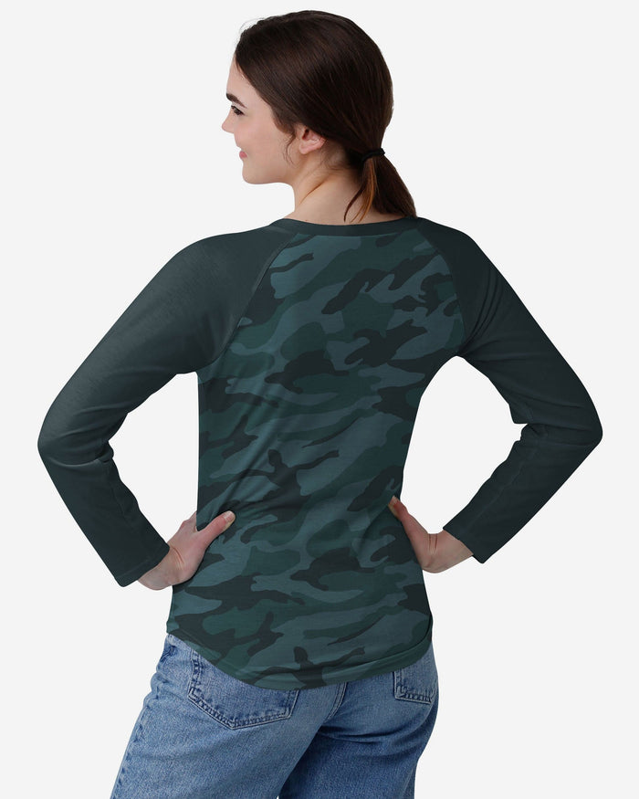 Green Bay Packers Womens Wordmark Tonal Camo Raglan T-Shirt FOCO - FOCO.com