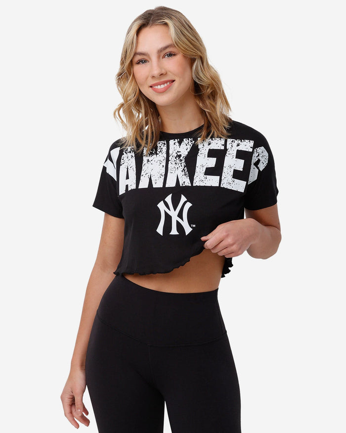 New York Yankees Womens Petite Distressed Wordmark Crop Top FOCO S - FOCO.com