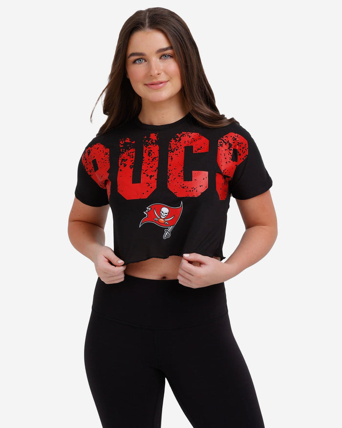 Tampa Bay Buccaneers Womens Petite Distressed Wordmark Crop Top FOCO S - FOCO.com