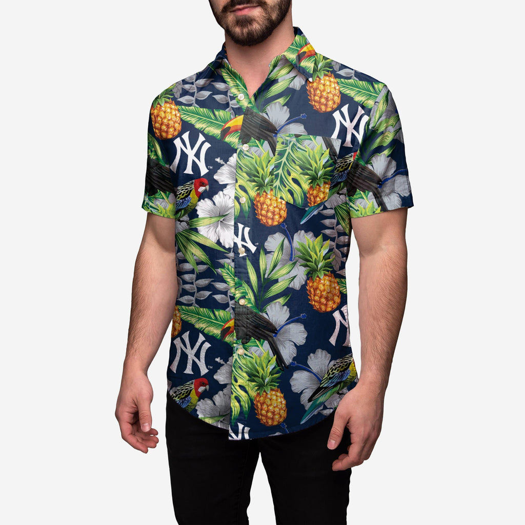 New York Yankees Floral Button Up Shirt FOCO S - FOCO.com