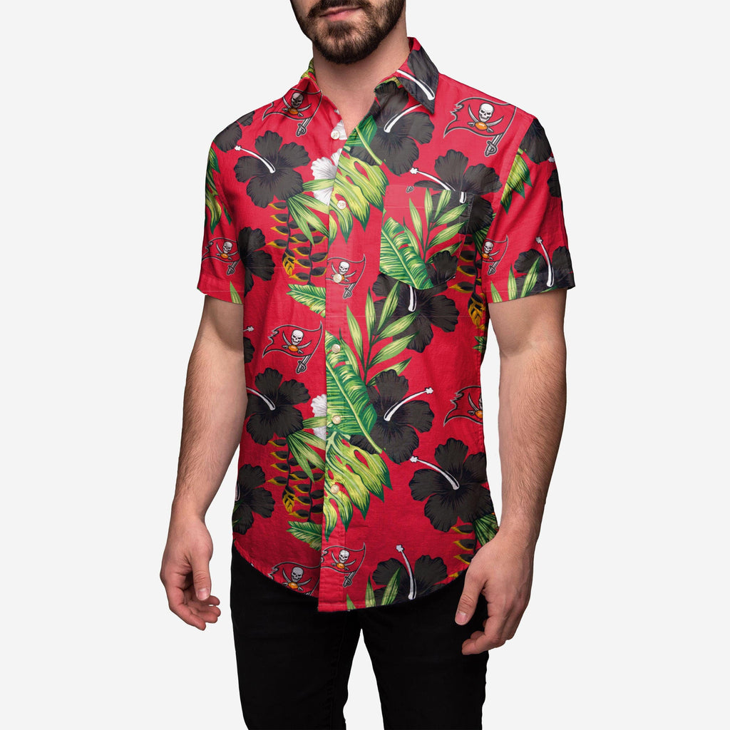 Tampa Bay Buccaneers Floral Button Up Shirt FOCO S - FOCO.com