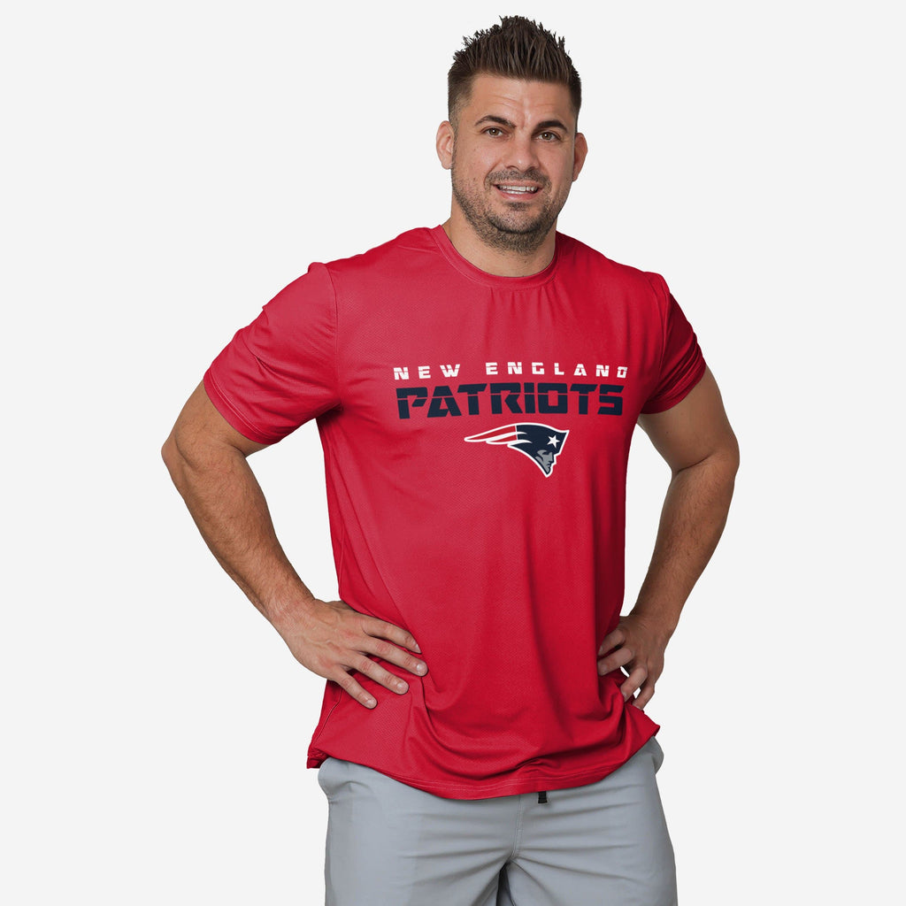 New England Patriots Rash Guard Short Sleeve Swim Shirt FOCO S - FOCO.com