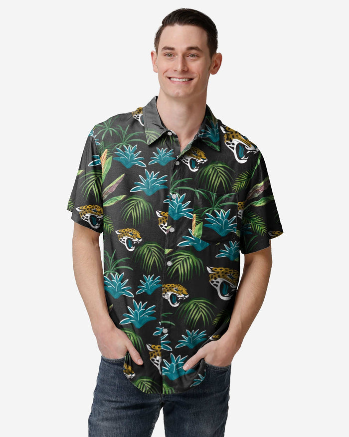 Jacksonville Jaguars Victory Vacay Button Up Shirt FOCO S - FOCO.com