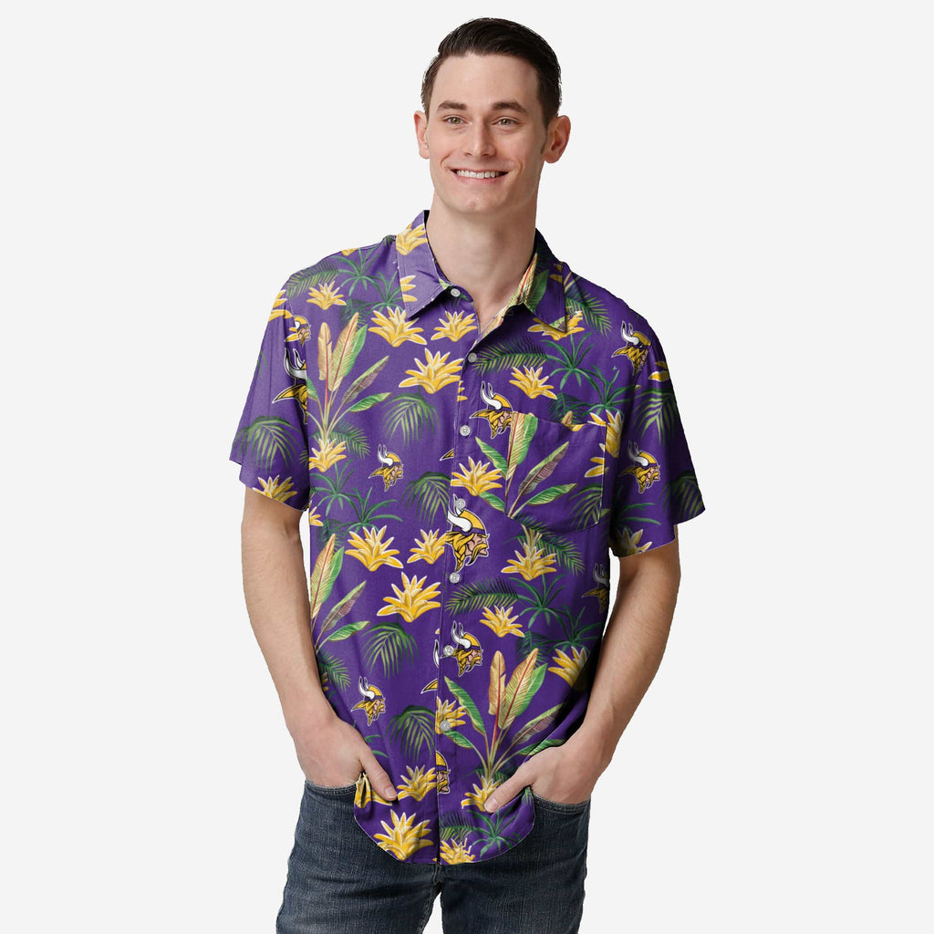 Minnesota Vikings Victory Vacay Button Up Shirt FOCO S - FOCO.com