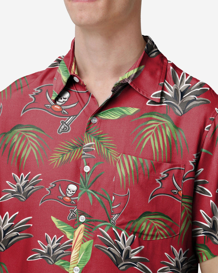 Tampa Bay Buccaneers Victory Vacay Button Up Shirt FOCO - FOCO.com