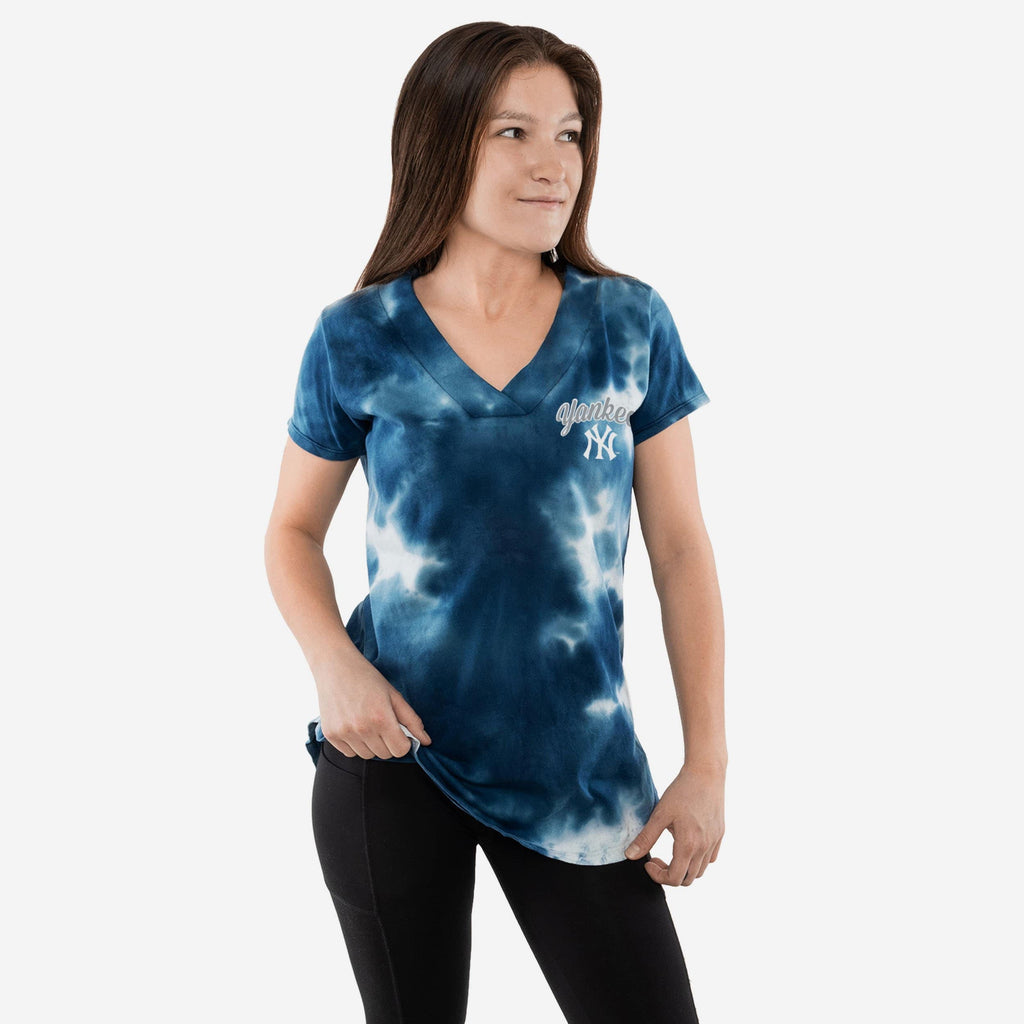 New York Yankees Womens Tie-Dye Rush Oversized T-Shirt FOCO S - FOCO.com